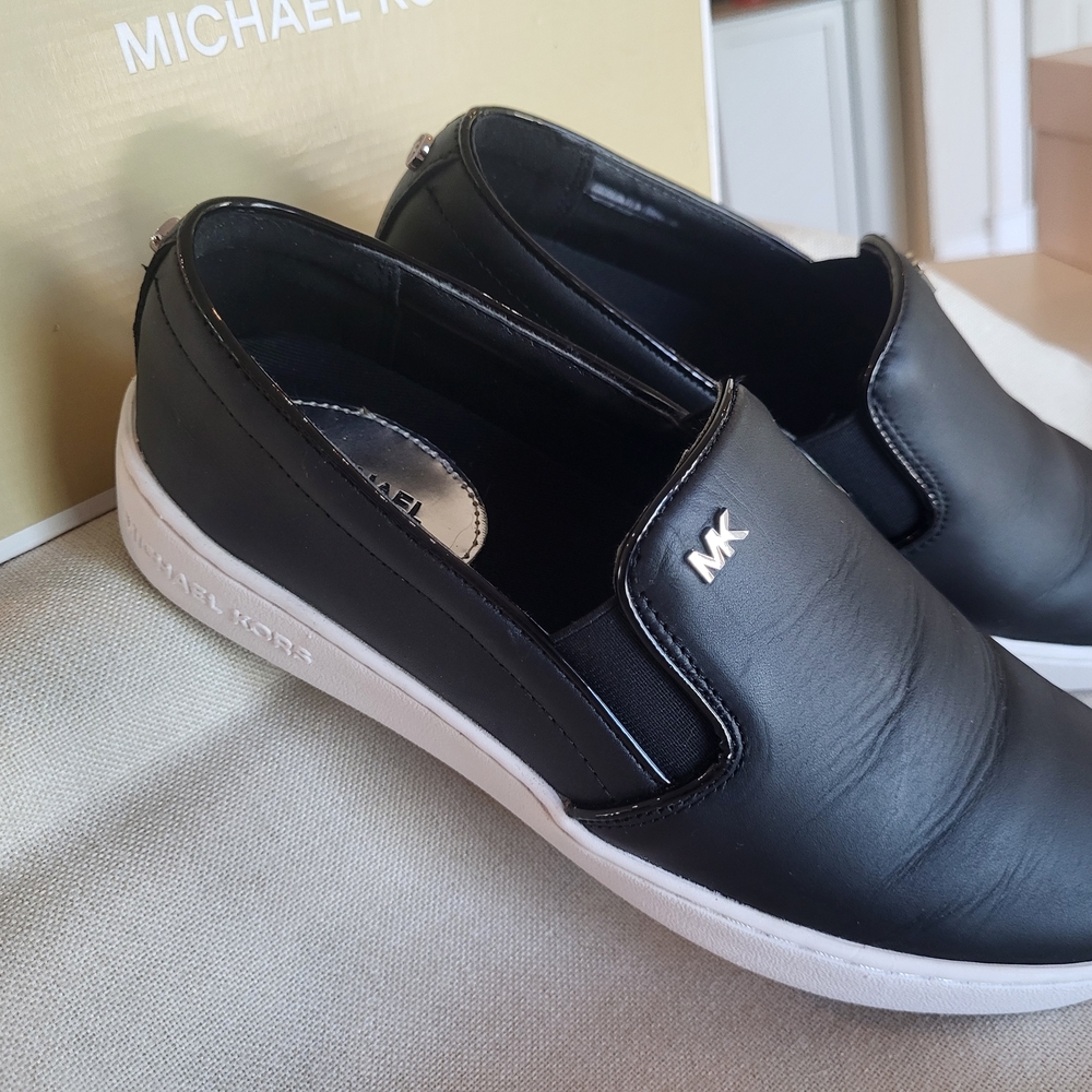 Michael Kors Keaton Black Leather Slip On Sneaker Flat shoe Women's Size 7